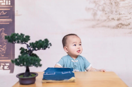 阿克苏宝宝几个月用拉拉裤